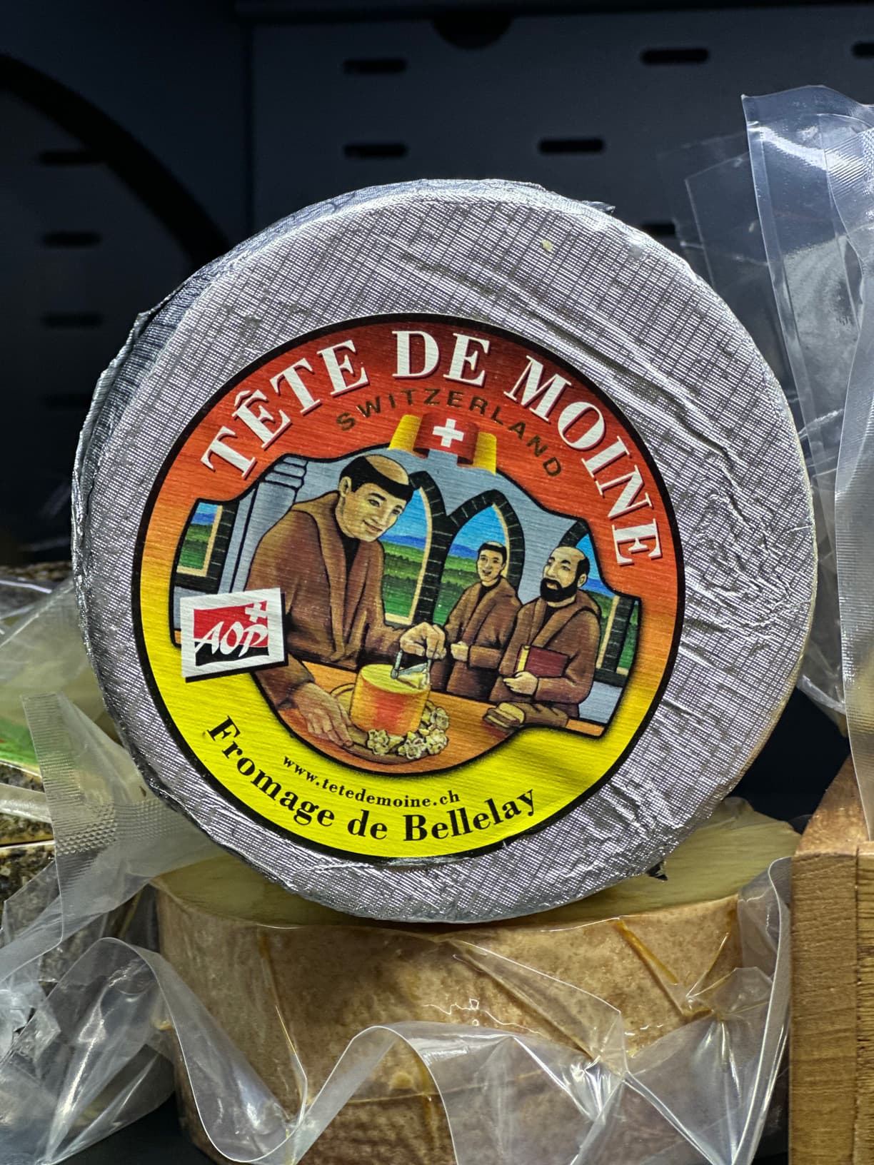 Тет де Муан